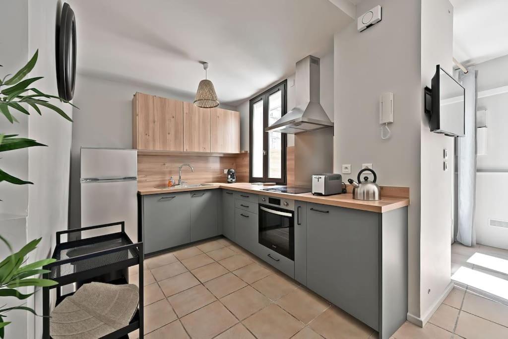L'Olivier - 2 Terrasses - Clim Ac - Wifi - Proche Theatres Apartment Avignon Bagian luar foto
